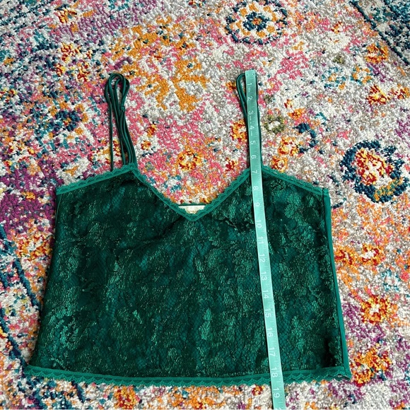 Vintage‎ gold label Victoria Secret green lace top Small - Picture 11 of 11